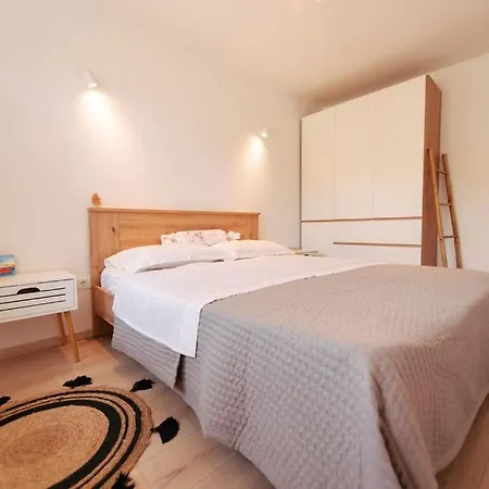 Tiha11 Apartmán Nečujam