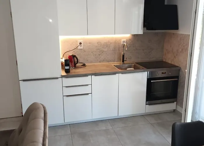 Tiha11 Apartman Nečujam